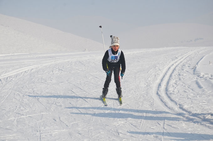 Yüksekova'da kayak yarışması 2