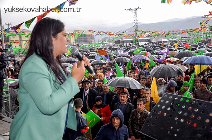 HDP'nin Yüksekova mitinginden fotoğraflar 3