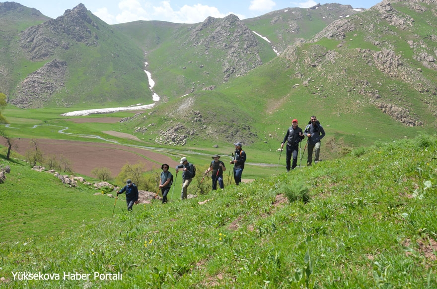 Yüksekova'nın Doğa yürüyüşçüleri grubu: Cilo Trekking 8