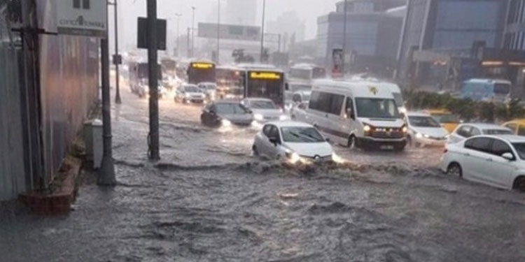 Fotoğraflarla İstanbul’daki sel felaketi 6