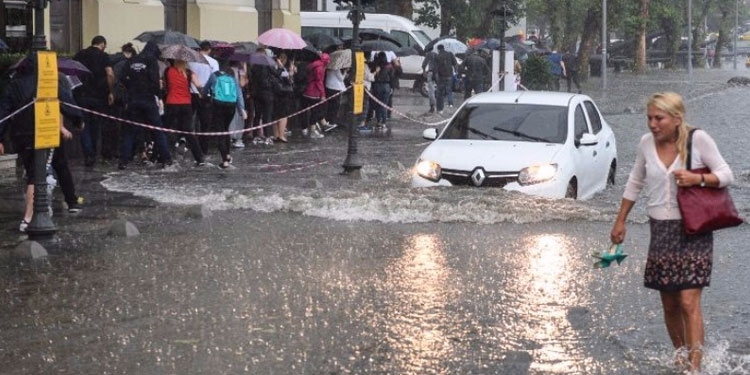 Fotoğraflarla İstanbul’daki sel felaketi 9