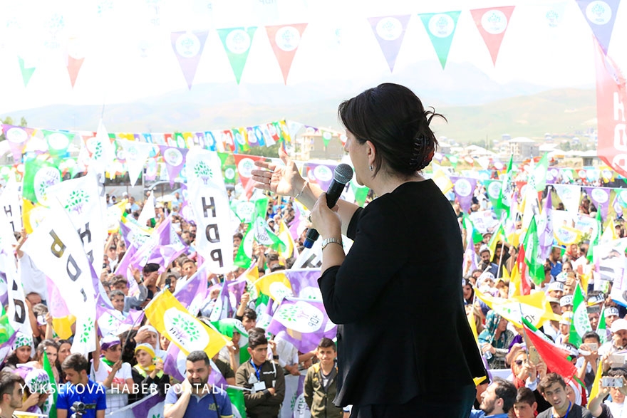 HDP'nin Yüksekova mitinginden fotoğraflar 23