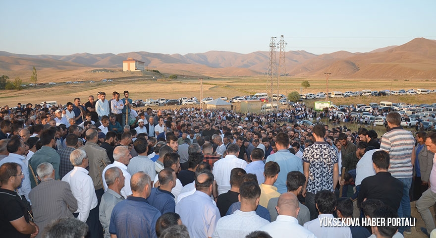 Sertip ve Ferhenk Dara'yı binler uğurladı 15