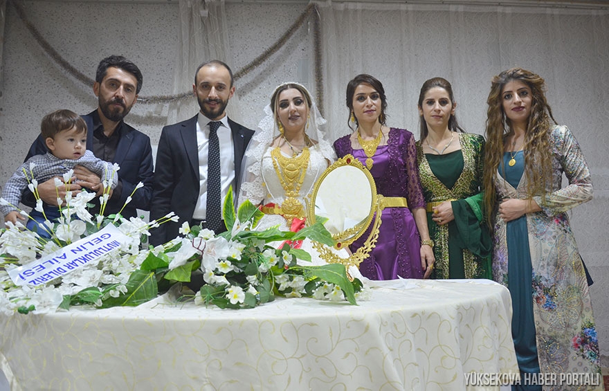 Atak ailesinin düğününden fotoğraflar - Yüksekova 48