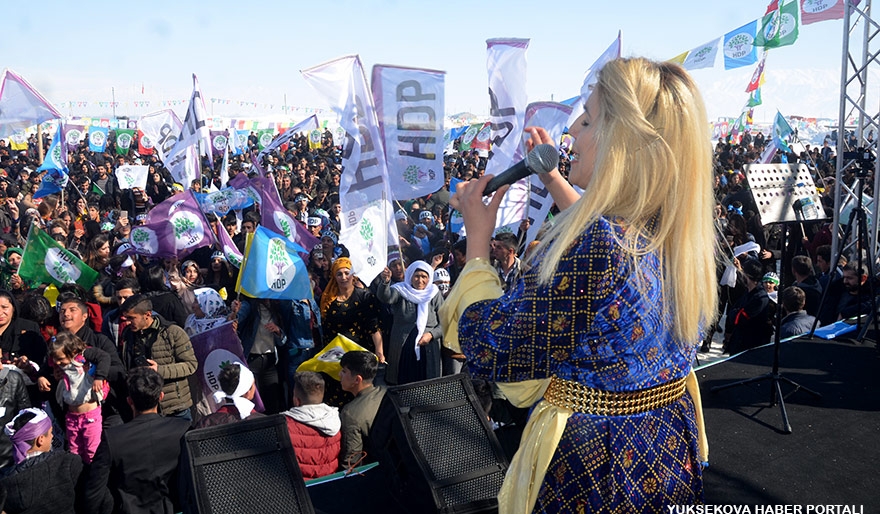 Yüksekova'da Newroz kutlaması 16