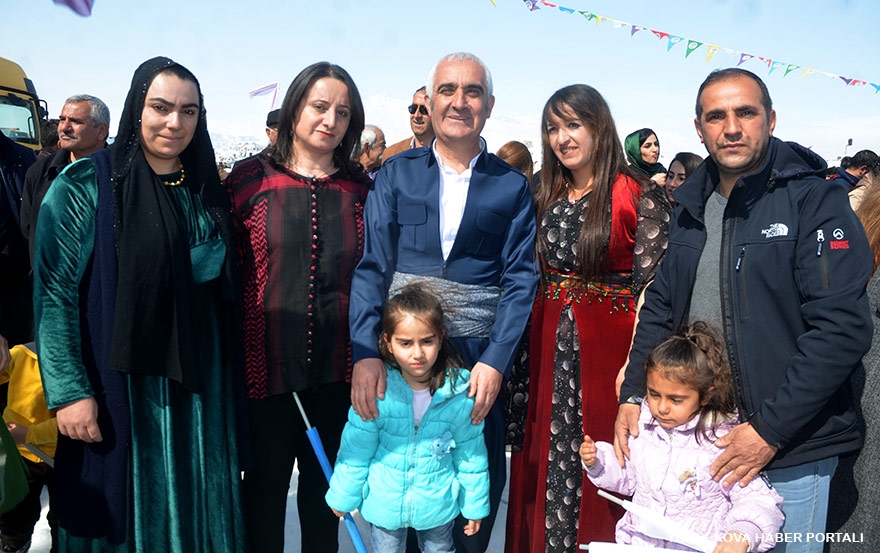 Yüksekova'da Newroz kutlaması 17