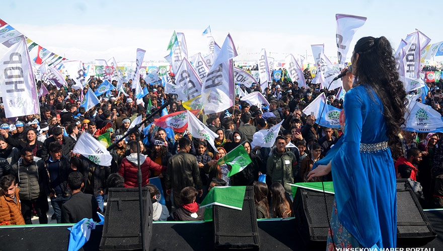 Yüksekova'da Newroz kutlaması 25