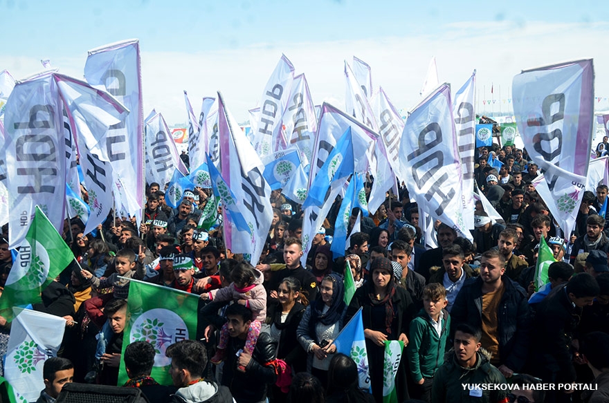Yüksekova'da Newroz kutlaması 5