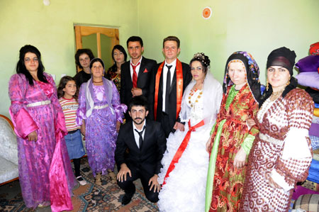 Yüksekova düğünleri ( 3-4 Temmuz 2010) 49