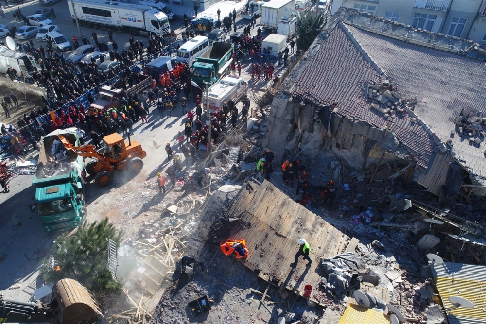Deprem bölgesinden fotoğraflar 15