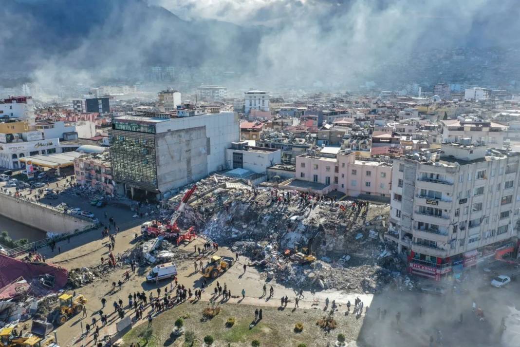 Hatay'daki yıkım havadan görüntülendi 15
