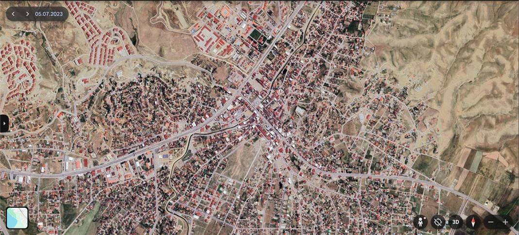 Uydu görüntüleriyle Yüksekova'daki 22 yıllık değişim 13