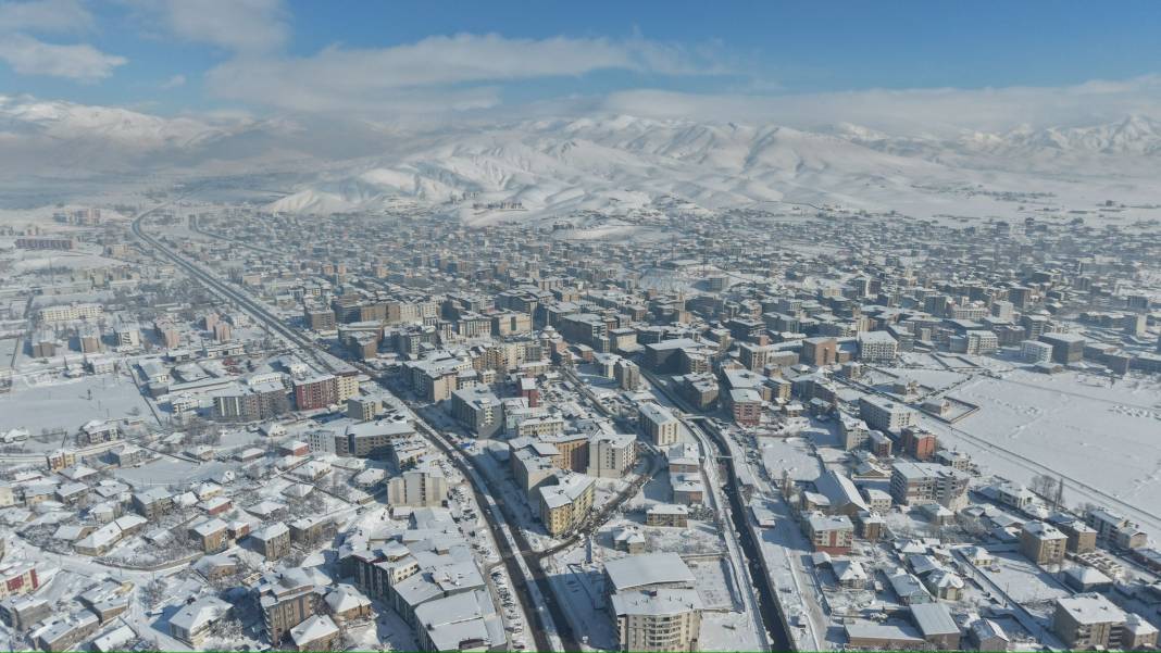 Yüksekova'dan kar manzaraları - 30.12.2025 1