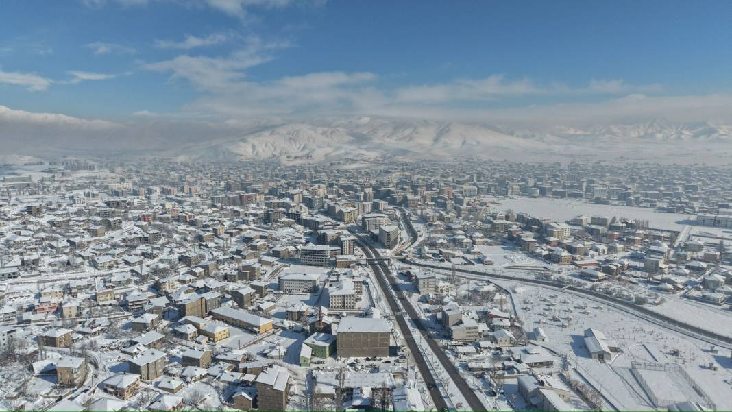 Yüksekova'dan kar manzaraları - 30.12.2025 8