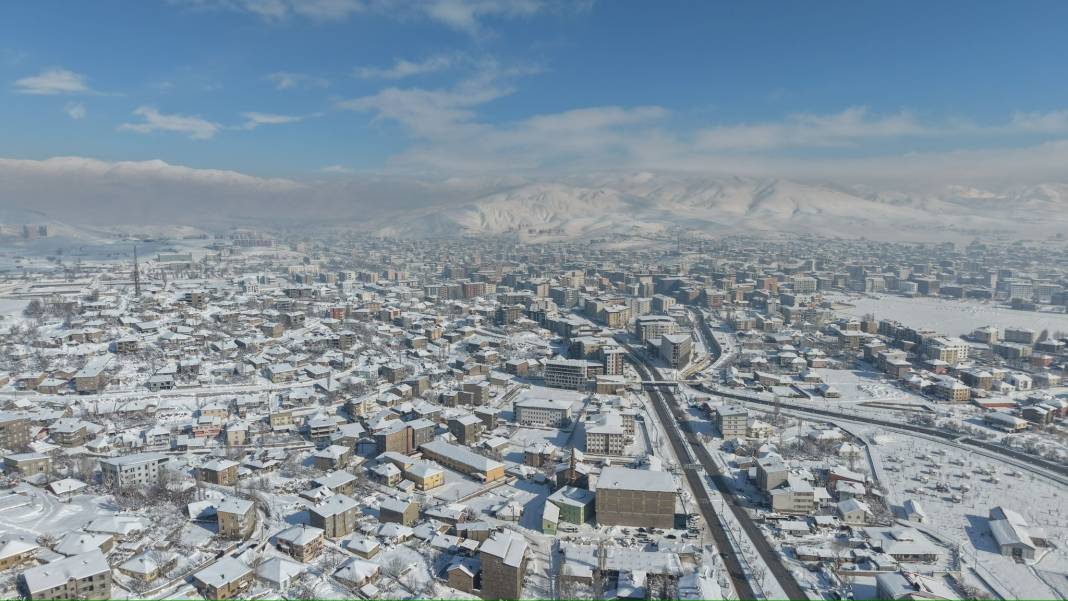 Yüksekova'dan kar manzaraları - 30.12.2025 9