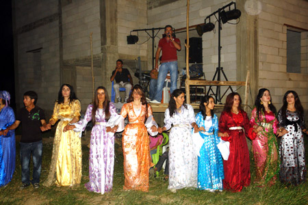 Yüksekova düğünleri - 19-07-2010 32
