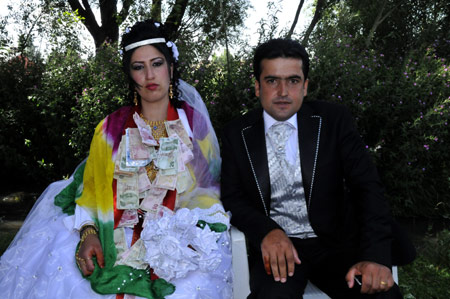 Yüksekova Düğünleri (25.07.2010) 10