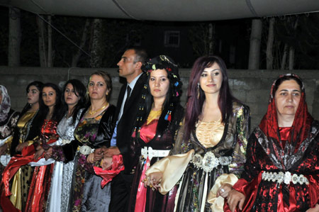 Yüksekova Düğünleri (25.07.2010) 109