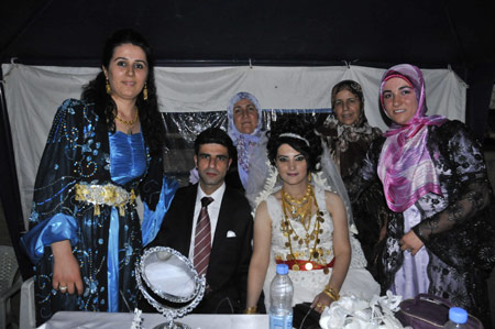 Yüksekova Düğünleri (25.07.2010) 122