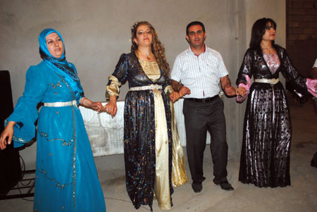 Yüksekova Düğünleri (25.07.2010) 144