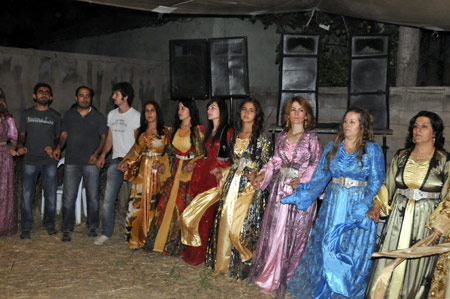 Yüksekova Düğünleri (25.07.2010) 37