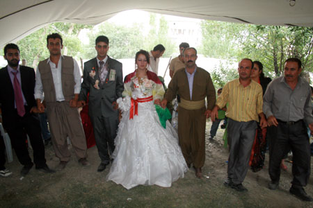 Hakkari Düğünlerinden Fotoğraflar (25.07.2010) 135