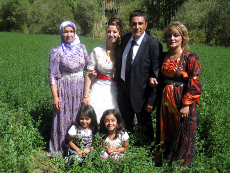 Yüksekova Düğünleri (01.08.2010) 119
