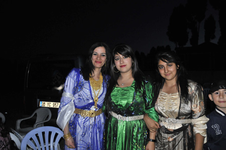 Yüksekova Düğünleri (01.08.2010) 147