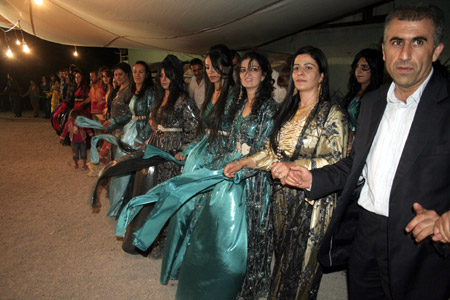 Van'da yapılan Şedal ailesinin düğününden fotoğraflar 3