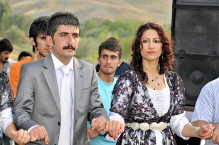 Yüksekova Düğünleri (08.08.2010) 107