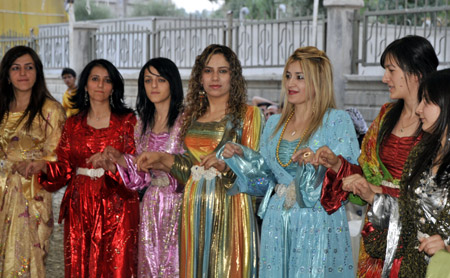 Yüksekova Düğünleri (08.08.2010) 109