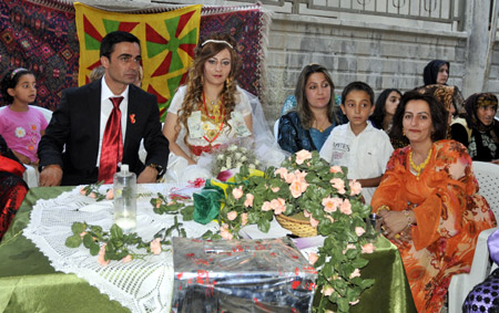 Yüksekova Düğünleri (08.08.2010) 110