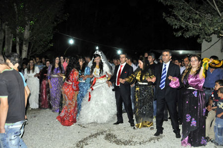 Yüksekova Düğünleri (08.08.2010) 36