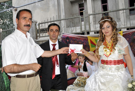 Yüksekova Düğünleri (08.08.2010) 56