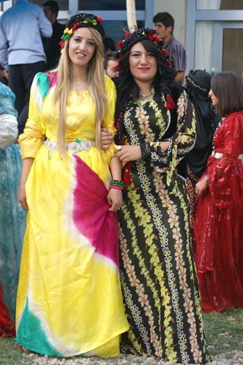 Yüksekova Düğünleri (08.08.2010) 79