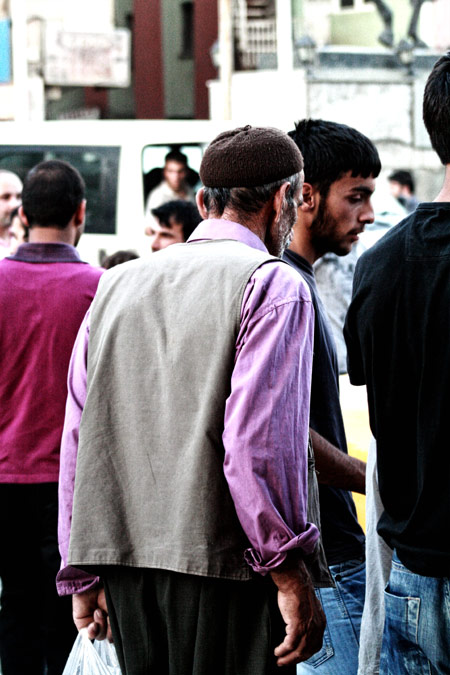 Hakkari'de ramazanın ilk günü iftar telaşından fotoğraflar 43