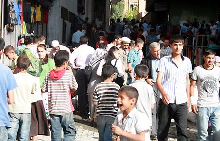 Hakkari'de 2010 Ramazan bayramı arifesinden fotoğraflar 33