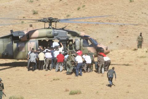 Hakkari'de patlama: 10 ÖLÜ 65