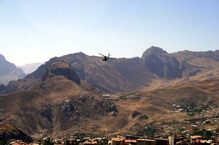 Hakkari'de patlama: 10 ÖLÜ 8