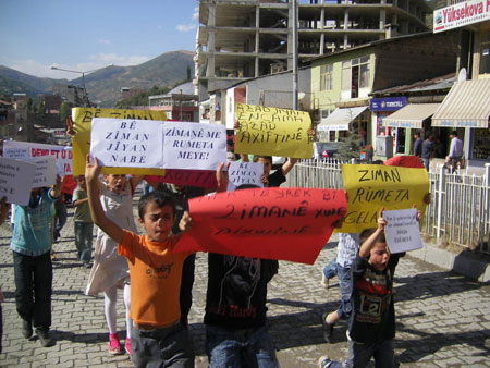 Şemdinli'de TZP Kurdî-Der Boykot çağrısı yaptı 24