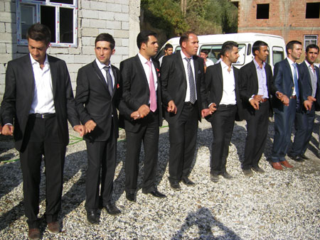 18 EYLÜL 2010 - Şemdinli Düğünleri Fotoğrafları 26