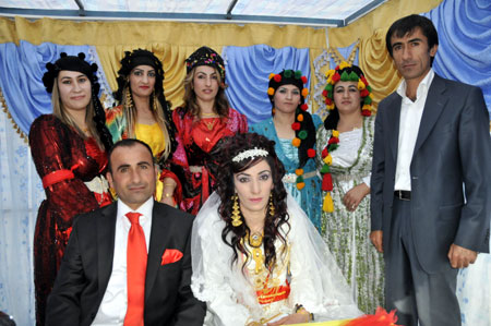 Yüksekova Düğünleri (26.09.2010) 119
