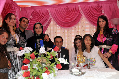 Yüksekova Düğünleri (26.09.2010) 155