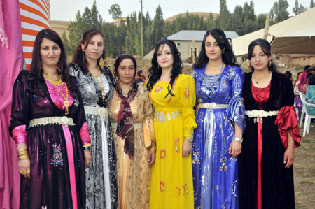Yüksekova Düğünleri (26.09.2010) 159