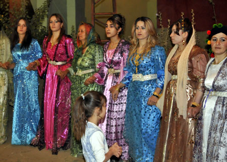 Yüksekova Düğünleri (26.09.2010) 197