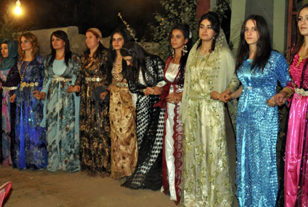 Yüksekova Düğünleri (26.09.2010) 199