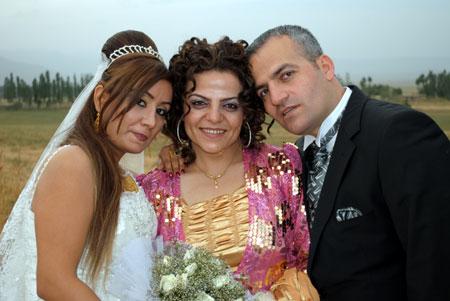 Yüksekova Düğünleri (26.09.2010) 42