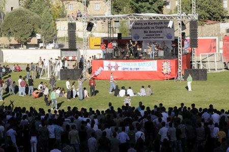 Hakkari'de 'Barış' konseri 58