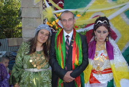 Yüksekova Düğünleri 10.10.2010 108