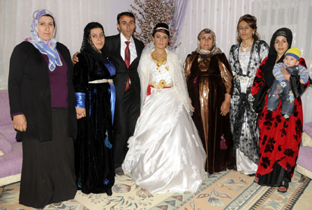 Yüksekova Düğünleri 10.10.2010 77